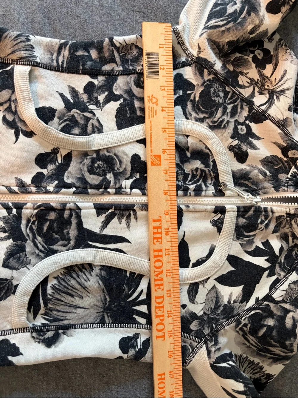 Lululemon Scuba Hoodie Stretch Women’s Brisk Bloom Black White Size Small